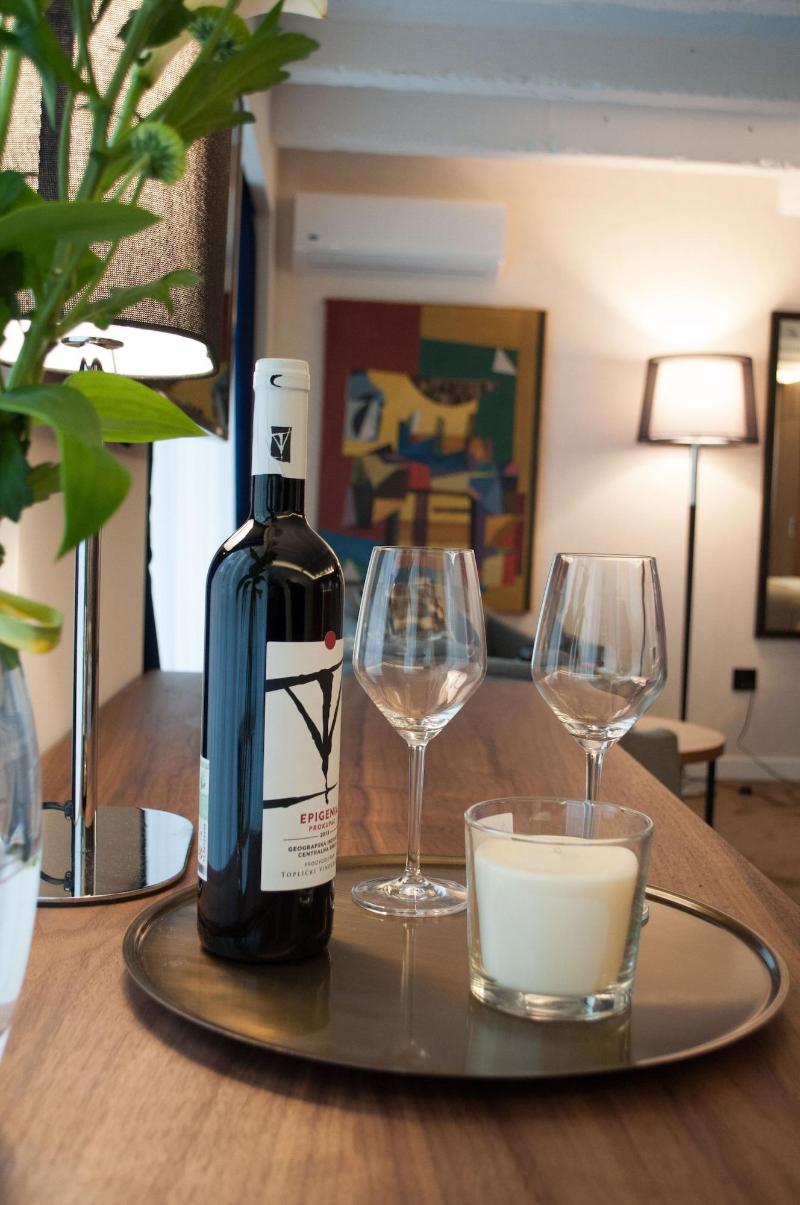 Nomad Luxury Suites image