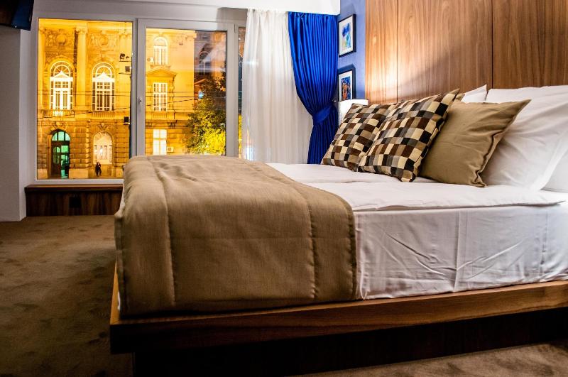 Nomad Luxury Suites image