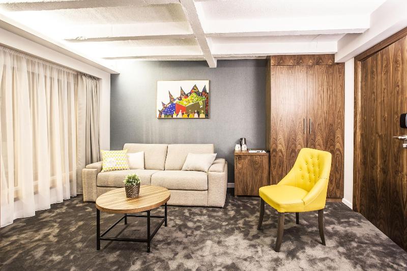 Nomad Luxury Suites image