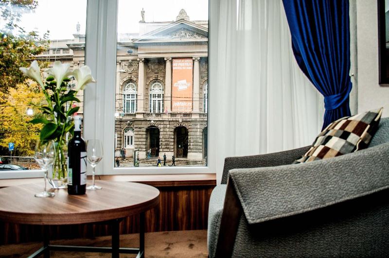 Nomad Luxury Suites image