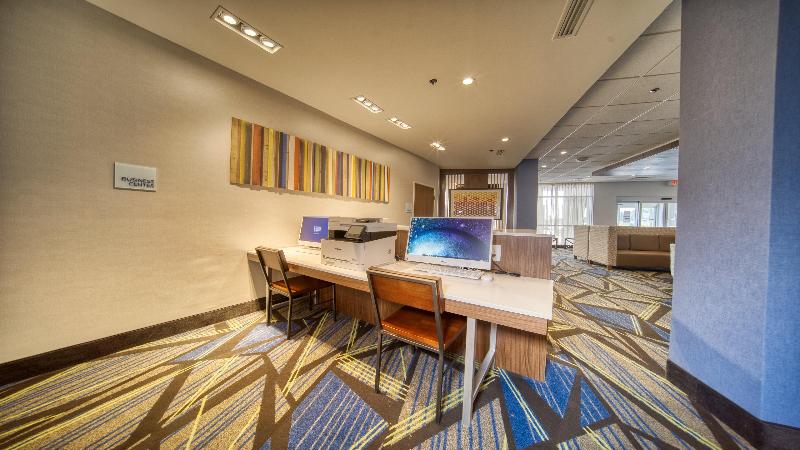 Holiday Inn Express & Suites Kokomo South image