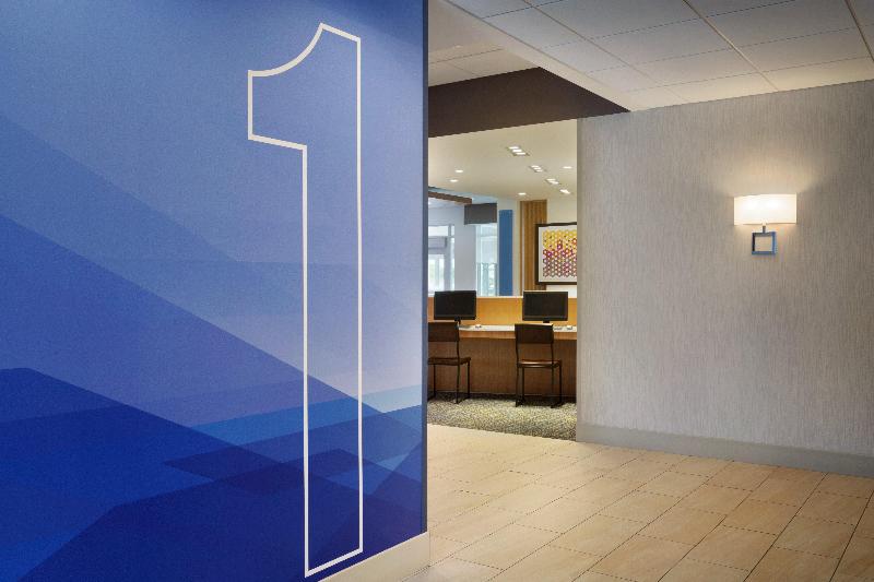 Holiday Inn Express & Suites Kokomo South image