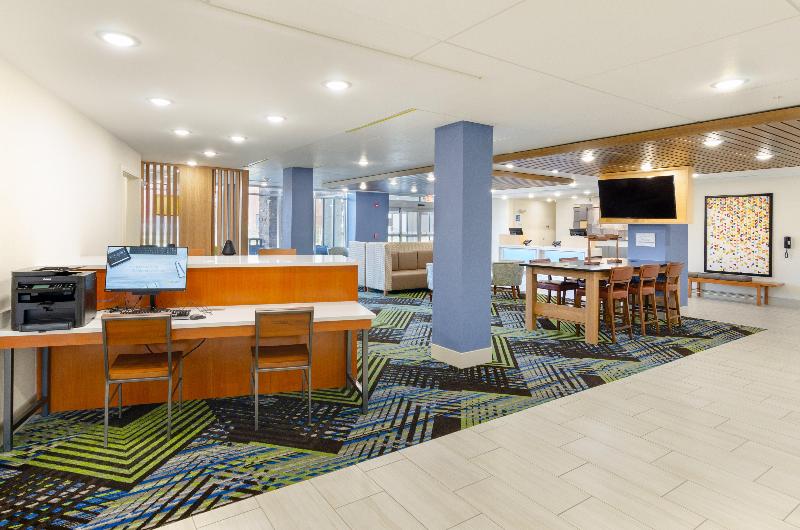 Holiday Inn Express & Suites Abingdon image
