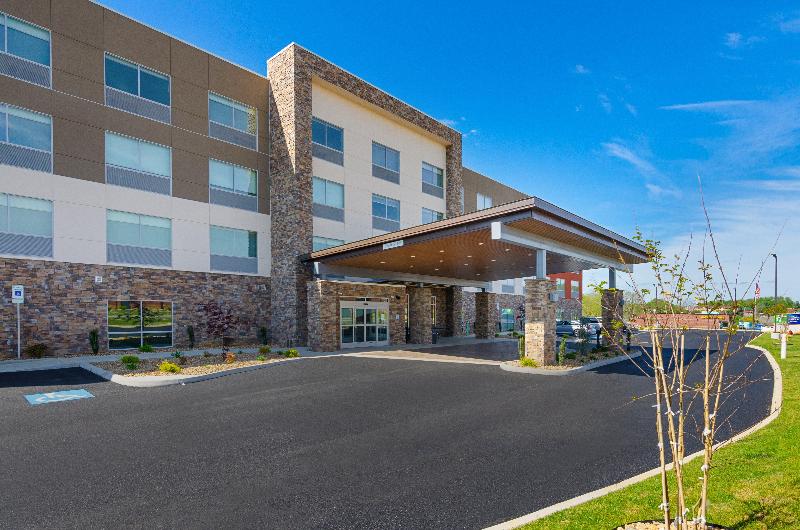 Holiday Inn Express & Suites Abingdon image