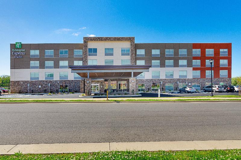 Holiday Inn Express & Suites Abingdon image