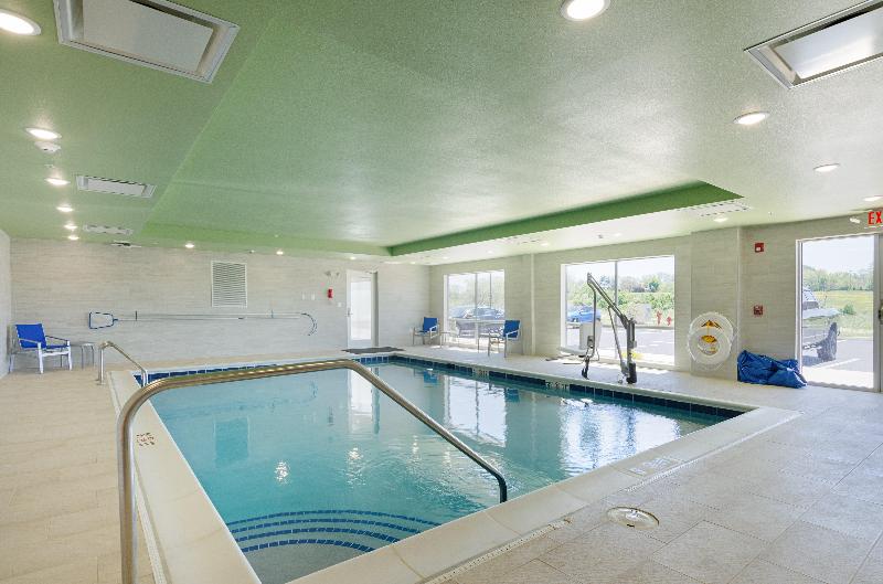 Holiday Inn Express & Suites Abingdon image