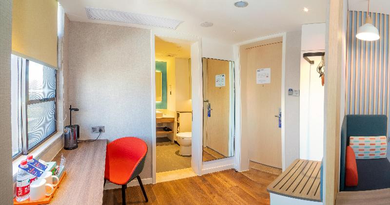 Holiday Inn Express  Jingdezhen Taoxichuan image