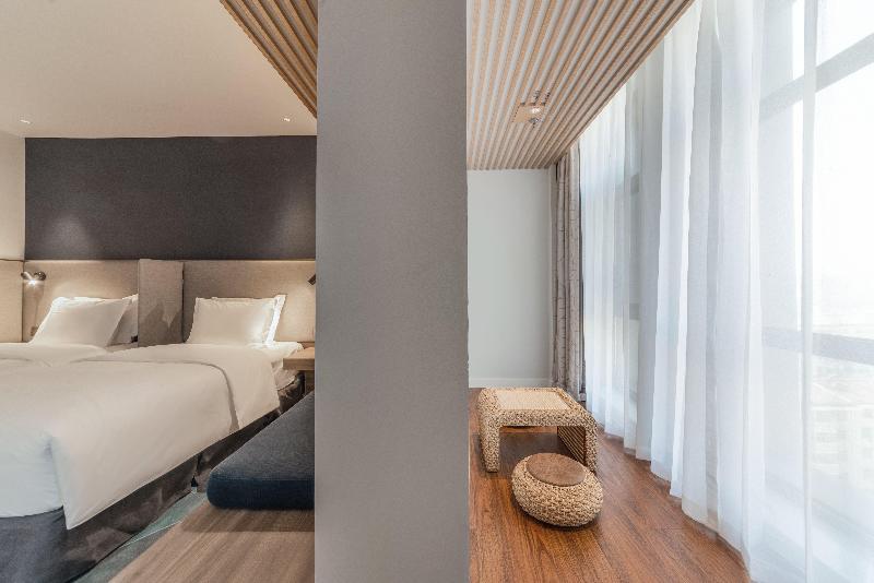 Holiday Inn Express Yangquan City Center image