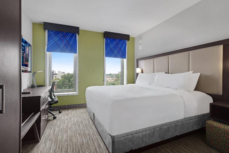 Hotel 1200 image