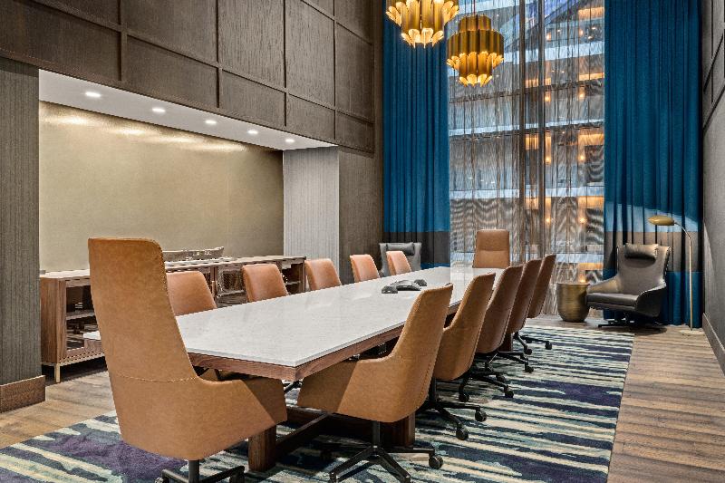 Hotel Indigo Vancouver Dwtn – Portland Area image
