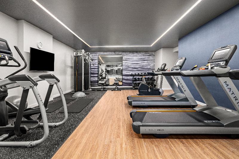 Hotel Indigo Vancouver Dwtn – Portland Area image