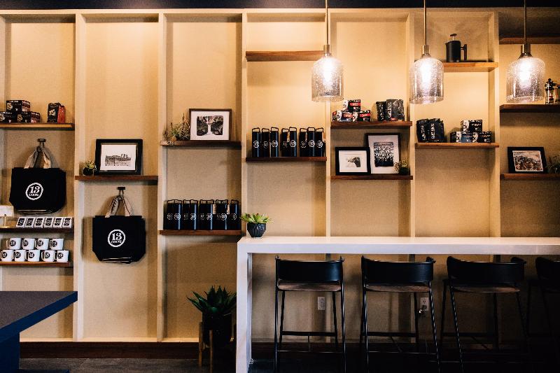 Hotel Indigo Vancouver Dwtn – Portland Area image