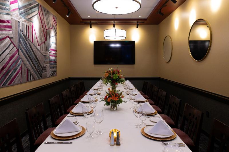 Hotel Indigo Vancouver Dwtn – Portland Area image