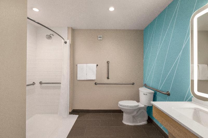 avid hotel Memphis - Southaven image