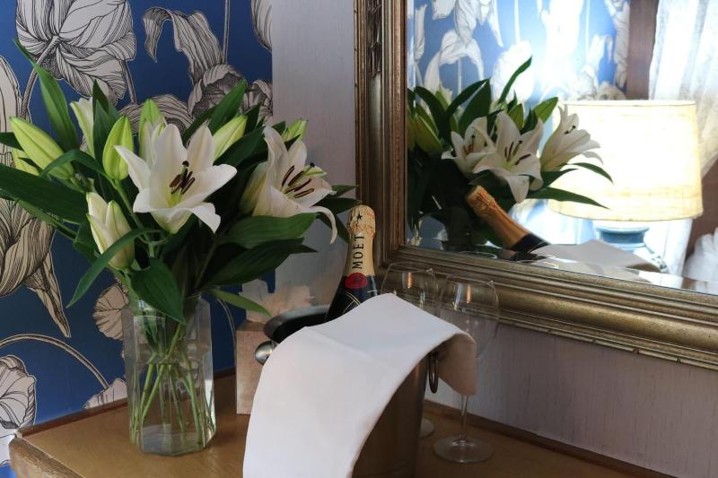 The Inn On The Moor Hotel image