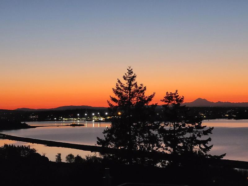 Victoria Ocean View B&B House image