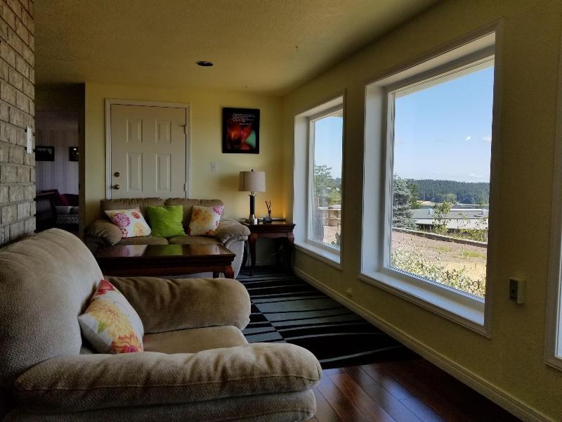 Victoria Ocean View B&B House image