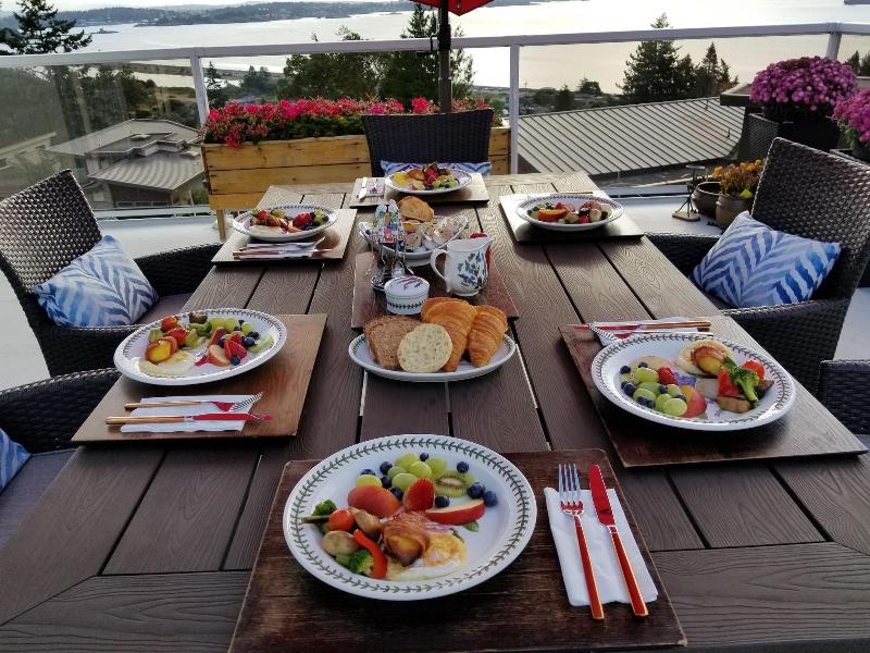 Victoria Ocean View B&B House image