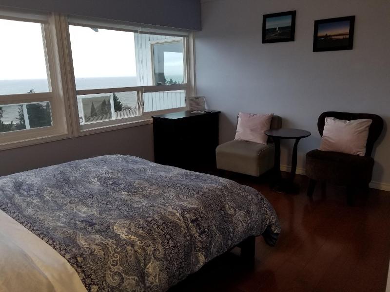Victoria Ocean View B&B House image