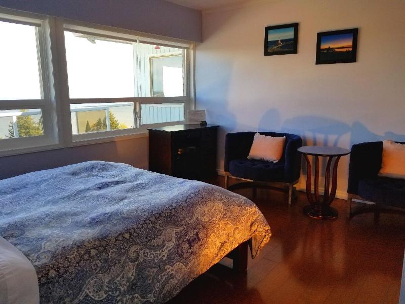 Victoria Ocean View B&B House image