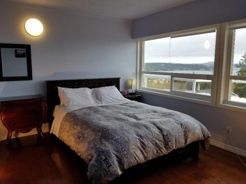 Victoria Ocean View B&B House image
