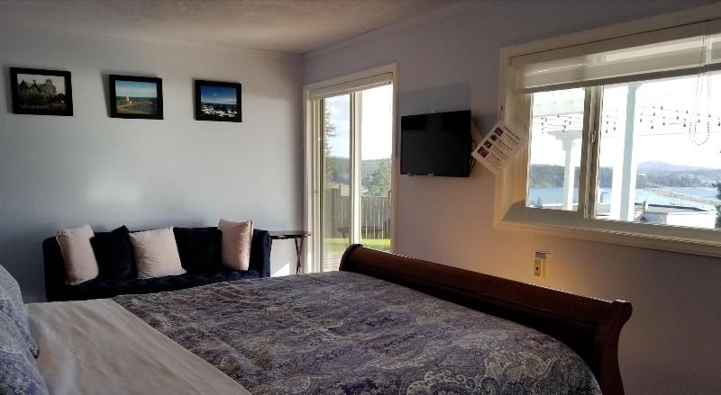Victoria Ocean View B&B House image