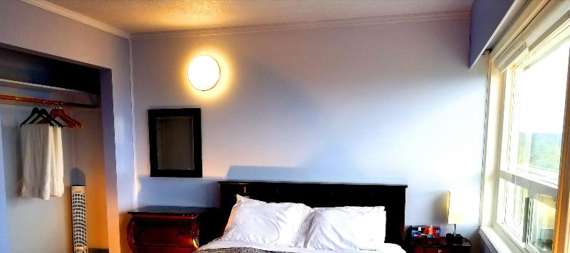 Victoria Ocean View B&B House image