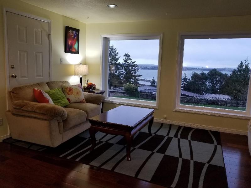 Victoria Ocean View B&B House image