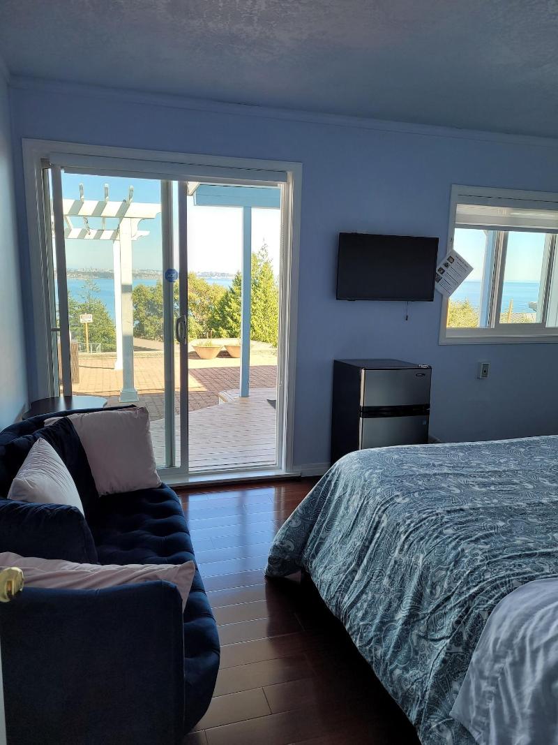 Victoria Ocean View B&B House image