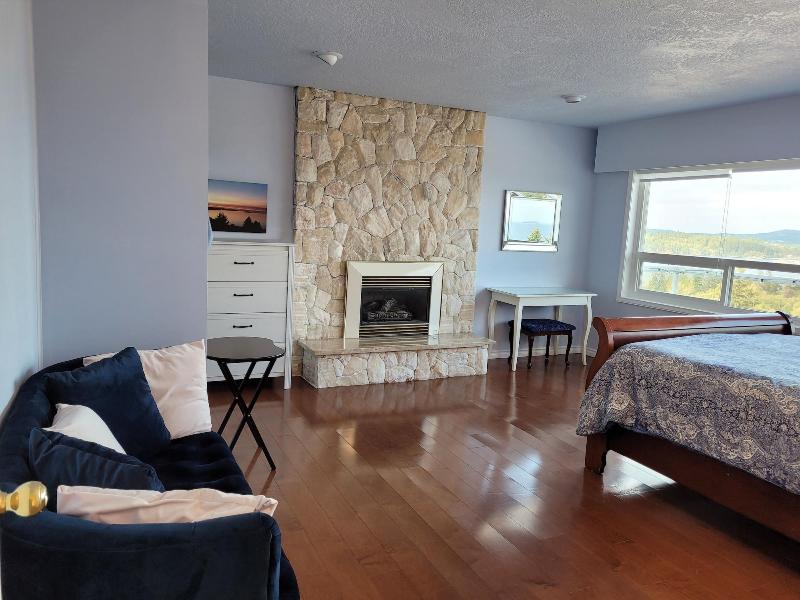 Victoria Ocean View B&B House image