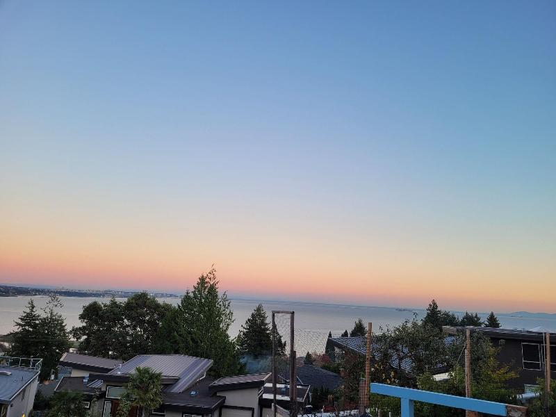 Victoria Ocean View B&B House image