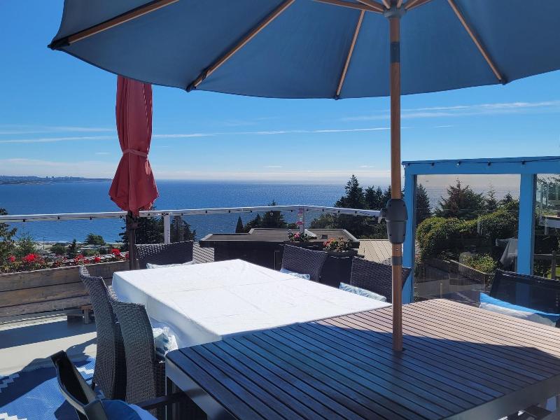Victoria Ocean View B&B House image