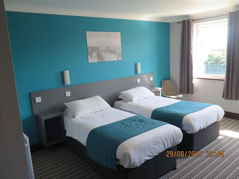 Oyster Fleet Hotel image
