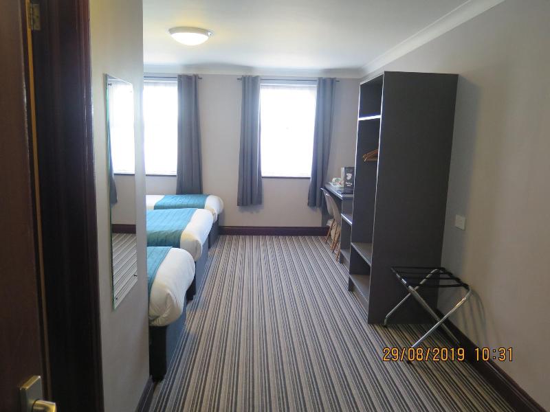Oyster Fleet Hotel image