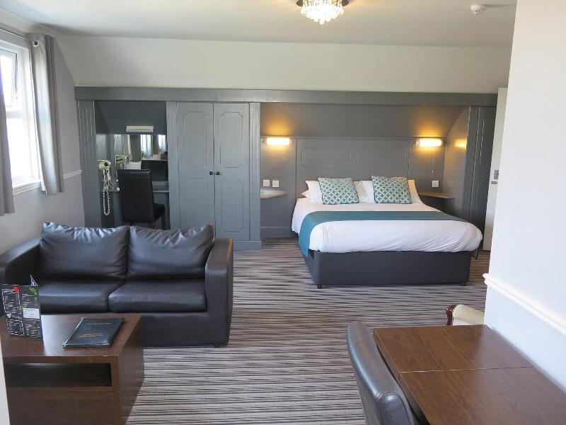 Oyster Fleet Hotel image