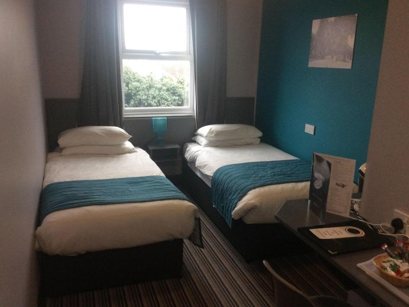 Oyster Fleet Hotel image