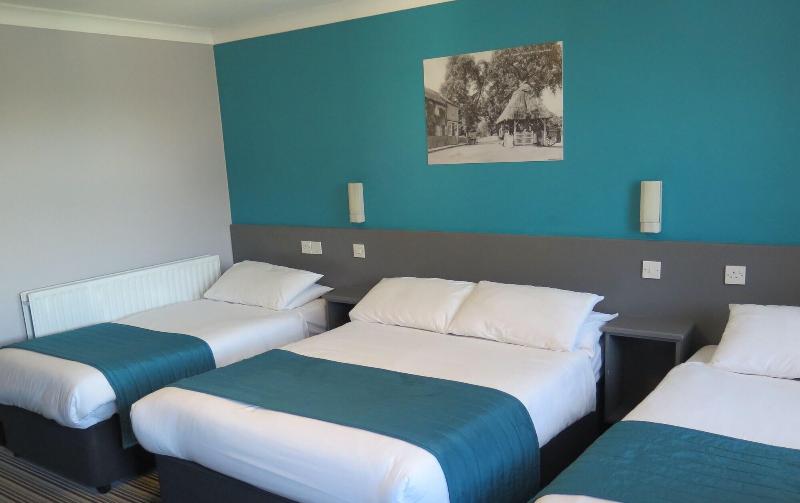 Oyster Fleet Hotel image