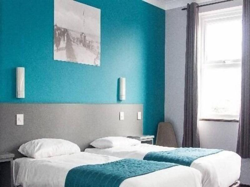 Oyster Fleet Hotel image