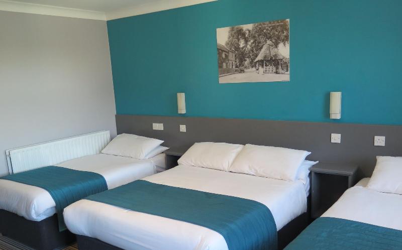 Oyster Fleet Hotel image