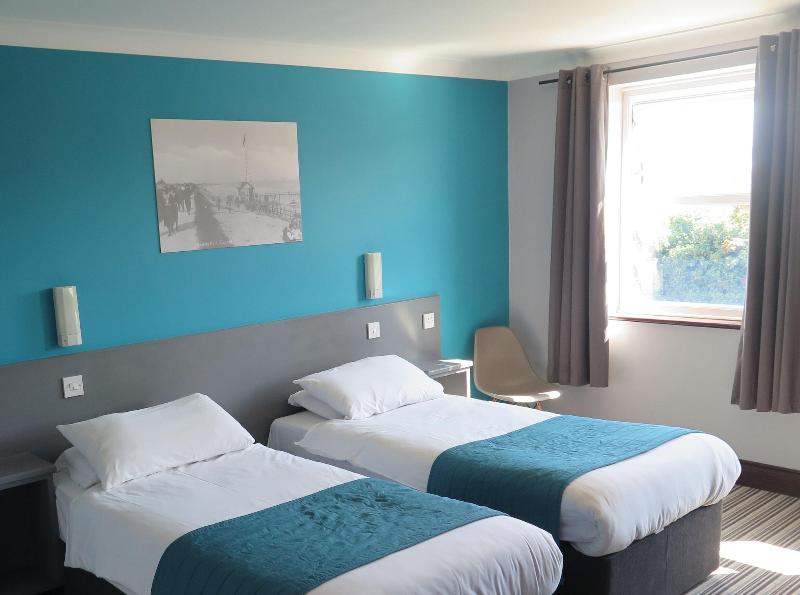 Oyster Fleet Hotel image