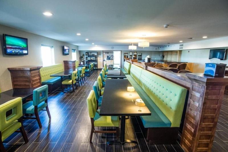 Western Star All Suites Carnduff