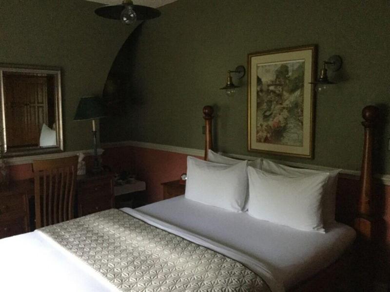 Ash Farm Country Guest House image
