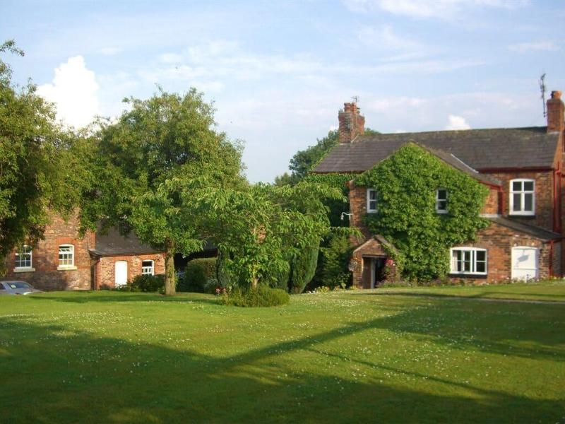 Ash Farm Country Guest House image