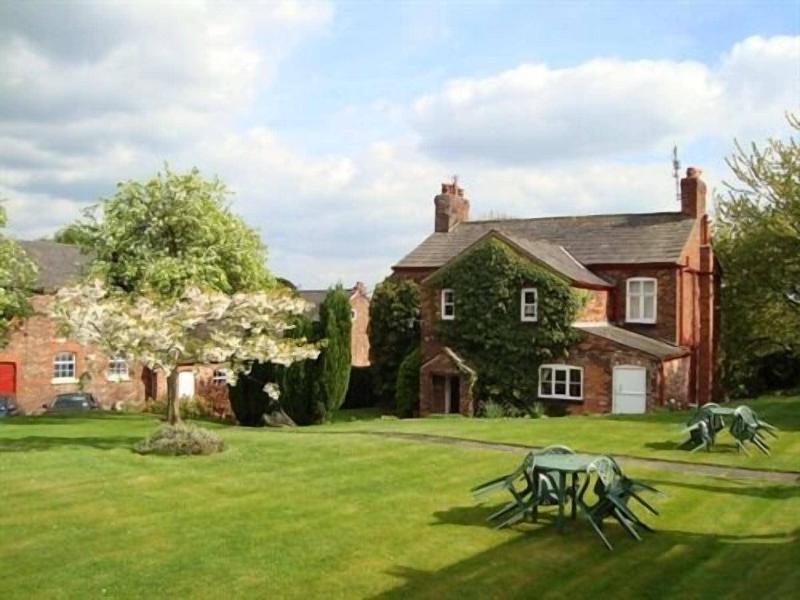 Ash Farm Country Guest House image