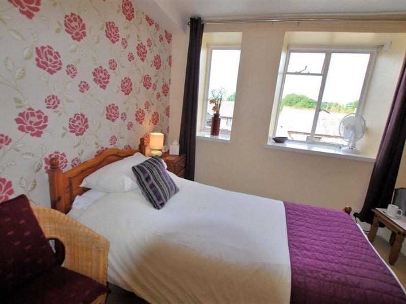 The Black Bull Hotel image