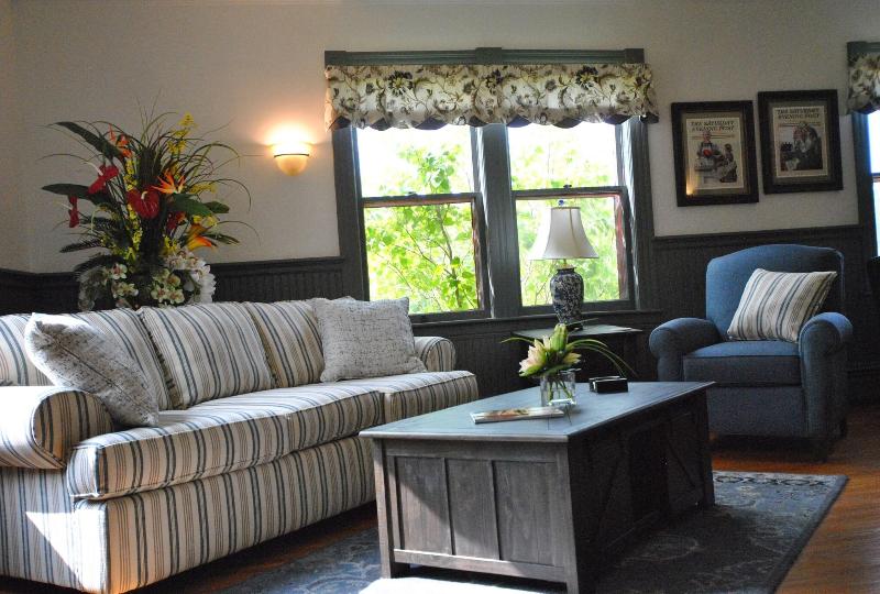 Dominion Hill Country Inn