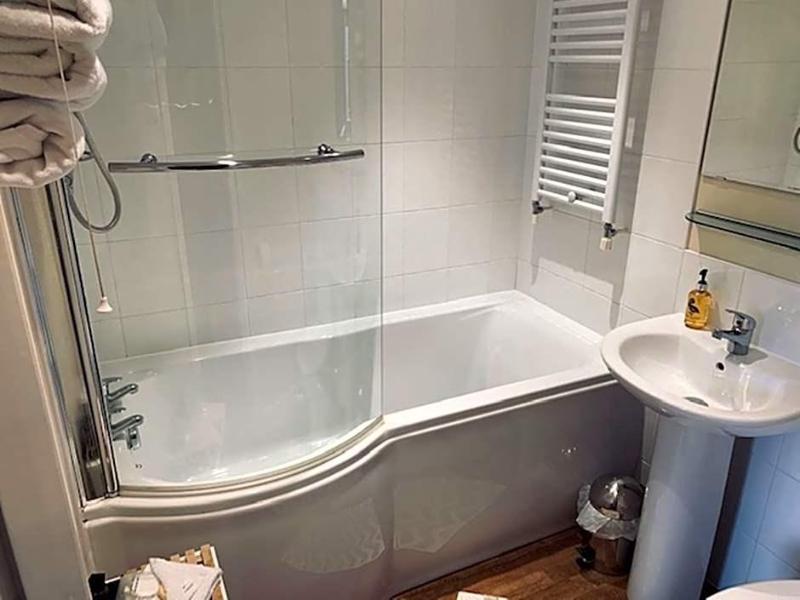 Cocketts Hotel image