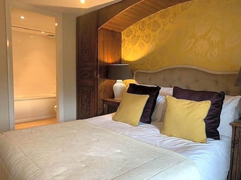 Cocketts Hotel image