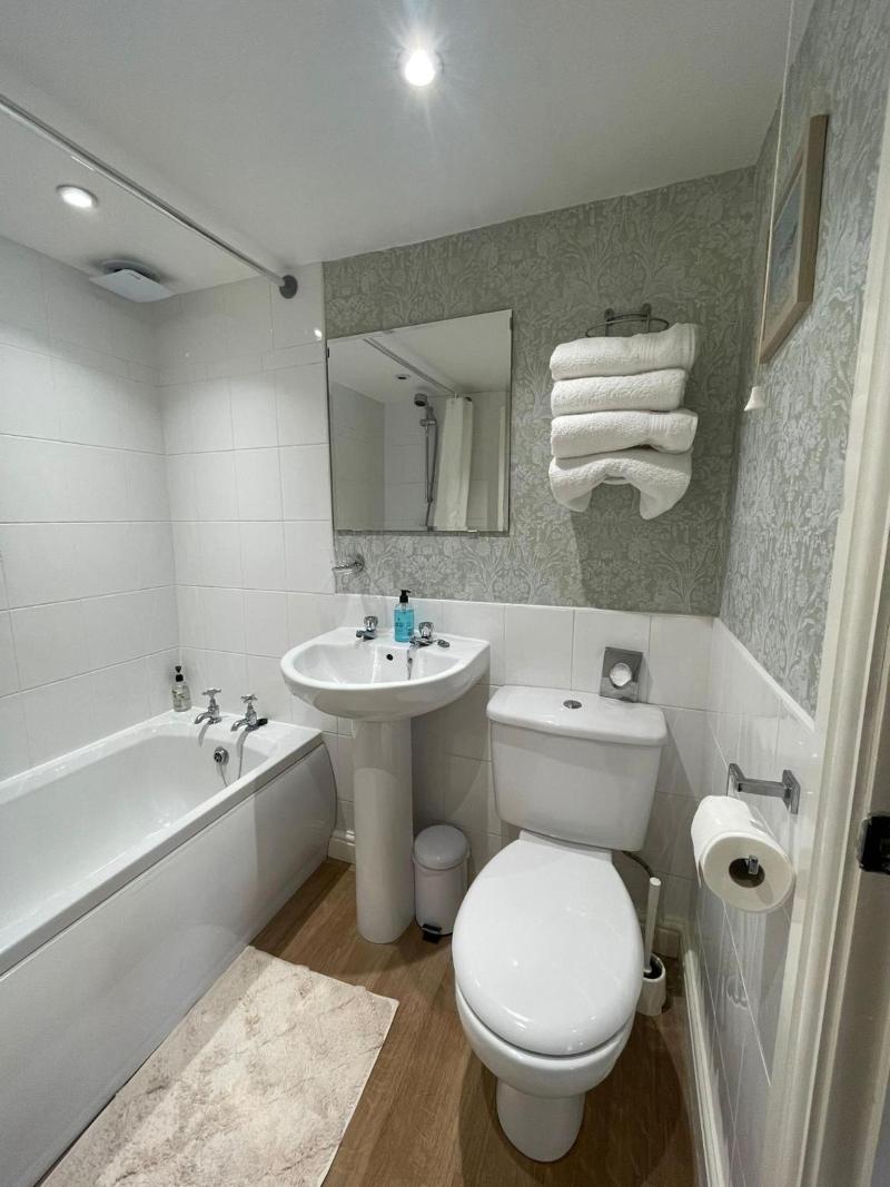 Cocketts Hotel image