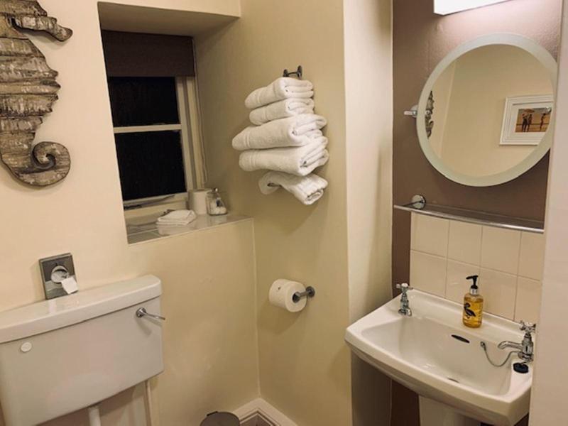 Cocketts Hotel image